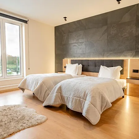 Lena Village Hotell 3*