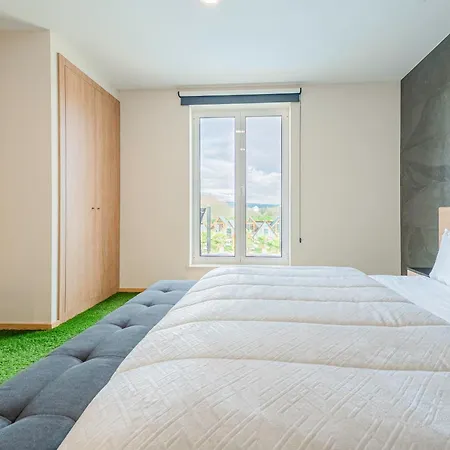 Lena Village Mortágua