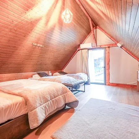 Lena Village| Double Deluxe With Balcony Mortágua