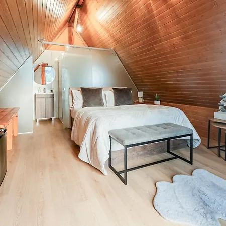 Lena Village Mortágua