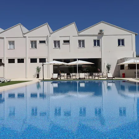 Hotel Lena Village - And Mortágua