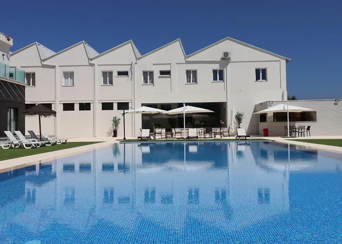 Hotel Lena Village And